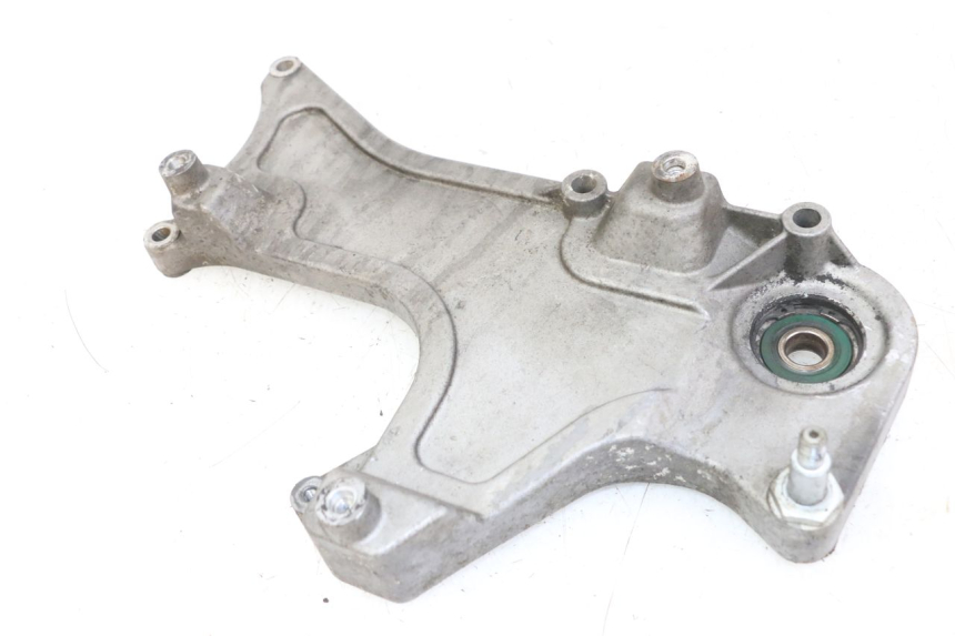 photo de SUPORTE DE ESCAPE PIAGGIO BEVERLY 125 (1998 - 2005) - Detalhe da peça