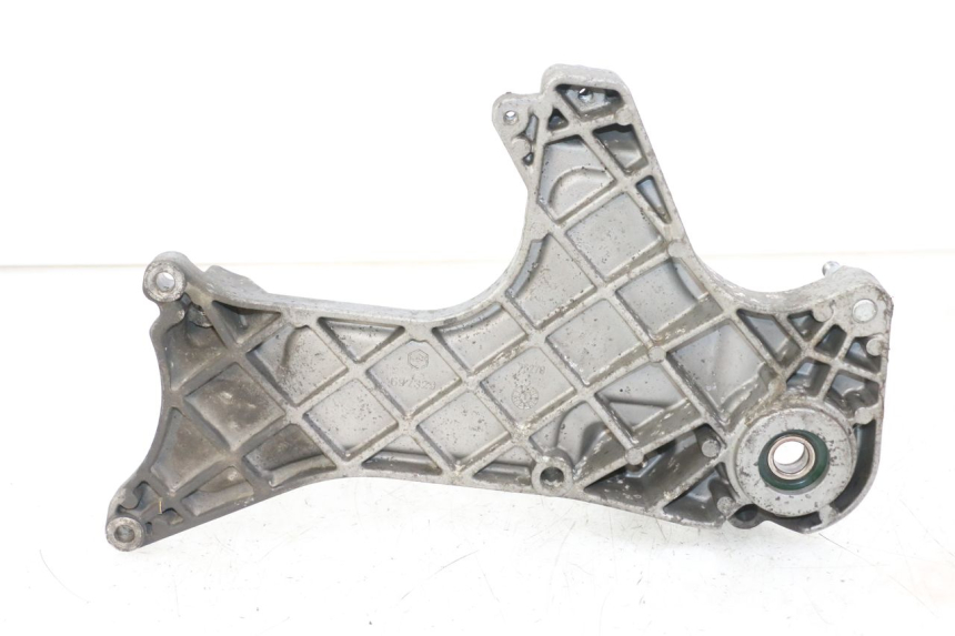 photo de SUPORTE DE ESCAPE PIAGGIO BEVERLY 125 (1998 - 2005) - Zoom do estado de desgaste