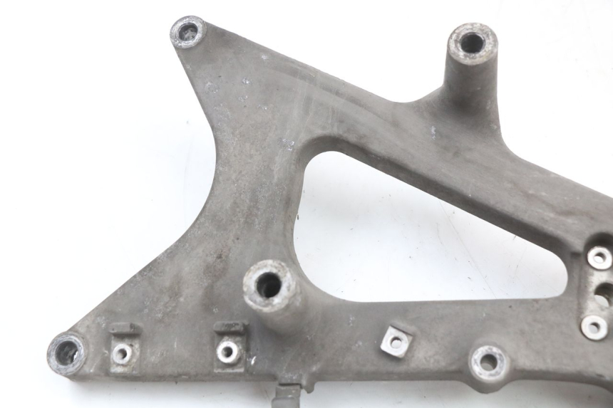 photo de SUPORTE DE ESCAPE HONDA SH ABS 125 (2012 - 2017) - Outro ângulo de visão