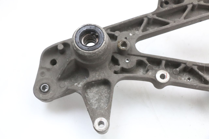 photo de SUPORTE DE ESCAPE HONDA SH ABS 125 (2012 - 2017) - Pontos de fixação