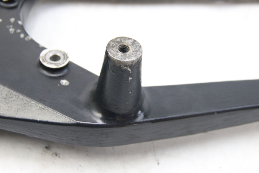 photo de SUPORTE DE ESCAPE SUZUKI SIXTEEN 125 (2008 - 2010) - Inspeção visual