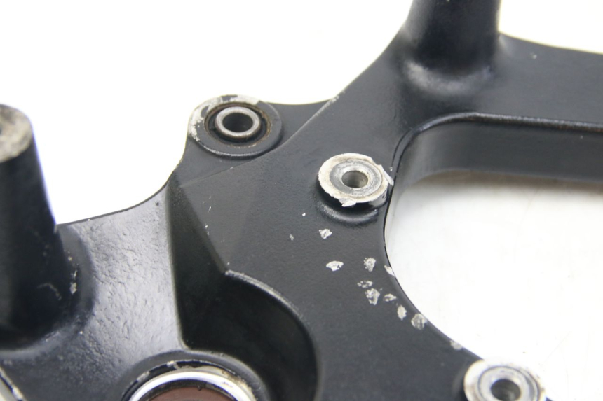 photo de SUPORTE DE ESCAPE SUZUKI SIXTEEN 125 (2008 - 2010) - Zoom de qualidade