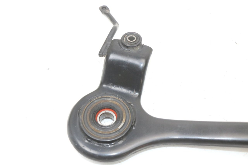photo de SUPORTE DE ESCAPE KYMCO SUPER 8 4T 50 (2021 - 2024) - Zoom do estado de desgaste