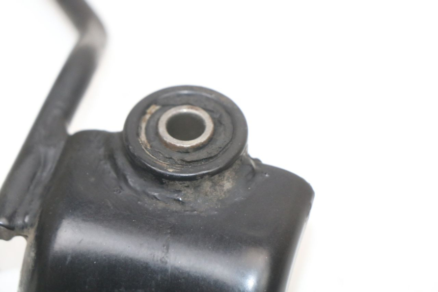 photo de SUPORTE DE ESCAPE KYMCO SUPER 8 4T 50 (2021 - 2024) - Outro ângulo de visão