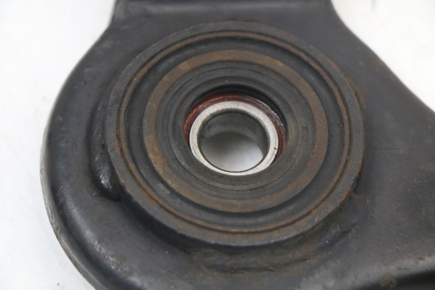 photo de SUPORTE DE ESCAPE KYMCO SUPER 8 125 (2008 - 2015) - Outro ângulo de visão