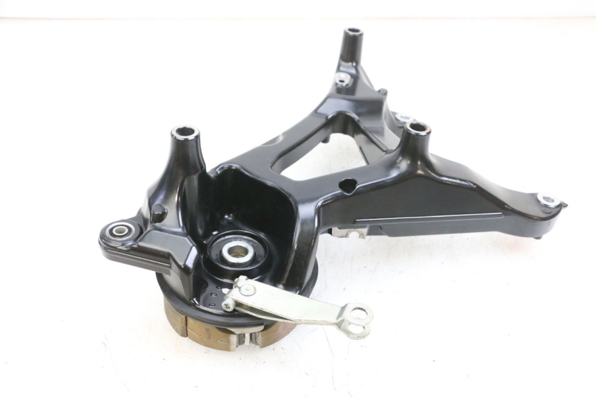 photo de SUPORTE DE ESCAPE YAMAHA TRICITY 300 (2020 - 2024) - Vista geral