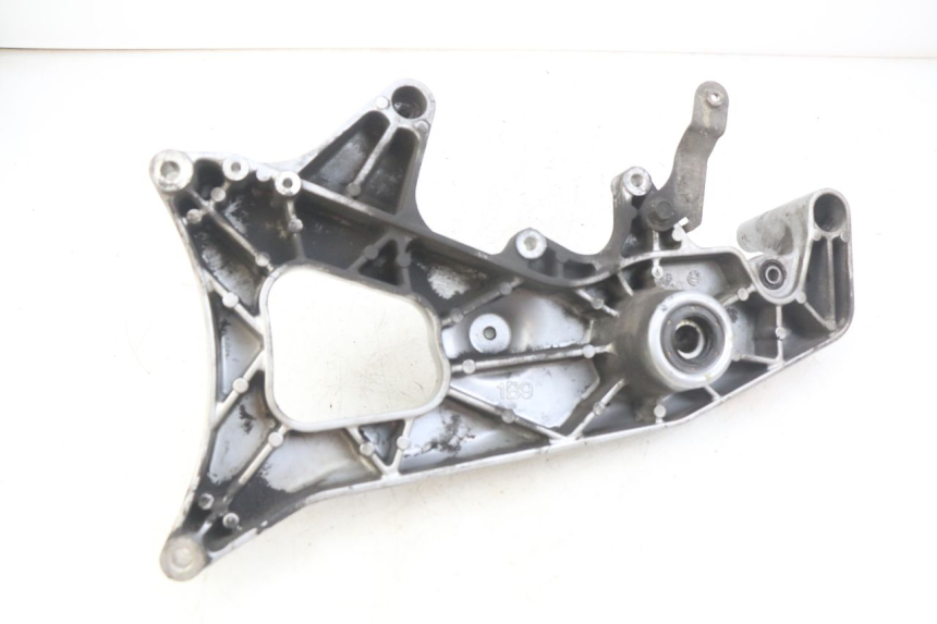 photo de SUPORTE DE ESCAPE YAMAHA XMAX X-MAX 125 (2006 - 2009) - Zoom do estado de desgaste