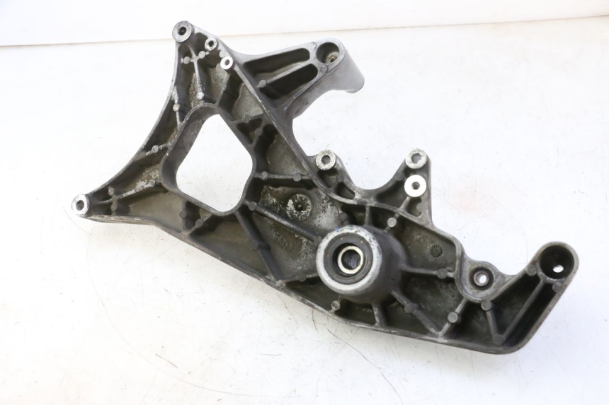 photo de SUPORTE DE ESCAPE YAMAHA X-MAX XMAX 125 (2010 - 2013) - Outro ângulo de visão