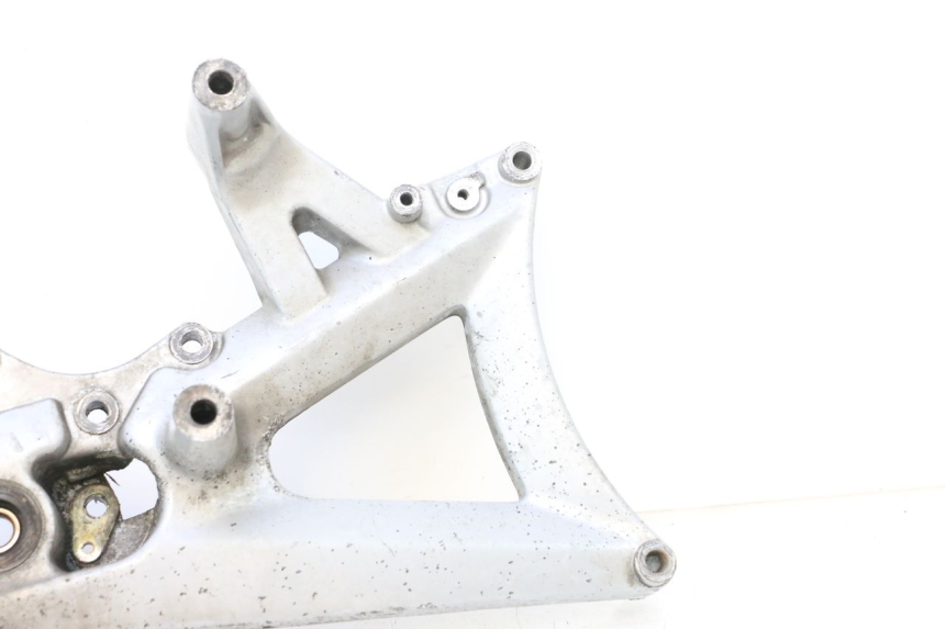 photo de SUPORTE DE ESCAPE YAMAHA X-MAX XMAX 125 (2010 - 2013) - Zoom do estado de desgaste