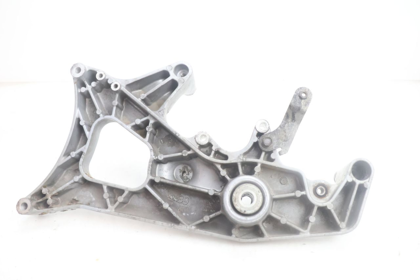 photo de SUPORTE DE ESCAPE YAMAHA XMAX X-MAX 125 (2006 - 2009) - Zoom do estado de desgaste