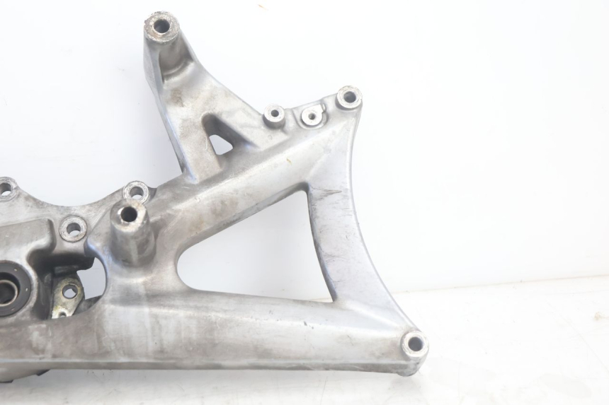 photo de SUPORTE DE ESCAPE YAMAHA X-MAX XMAX 125 (2010 - 2013) - Zoom do estado de desgaste