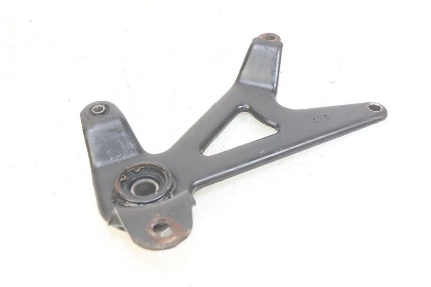 photo de SUPORTE DE ESCAPE YIYING YY125T 125 (2006 - 2014) - Zoom do estado de desgaste