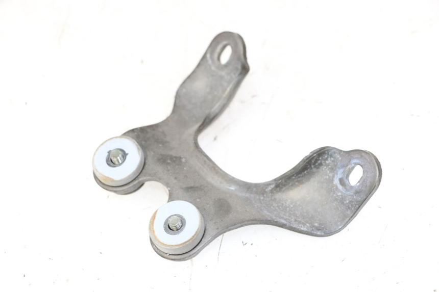 photo de SUPORTE DO RESERVATÓRIO YAMAHA FZ6 FAZER S2 600 (2007 - 2011) - Detalhe da peça