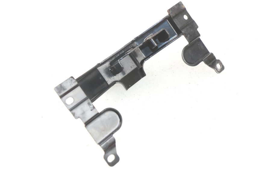 photo de SUPORTE DO RESERVATÓRIO YAMAHA FZ8 800 (2010 - 2016) - Detalhe da peça