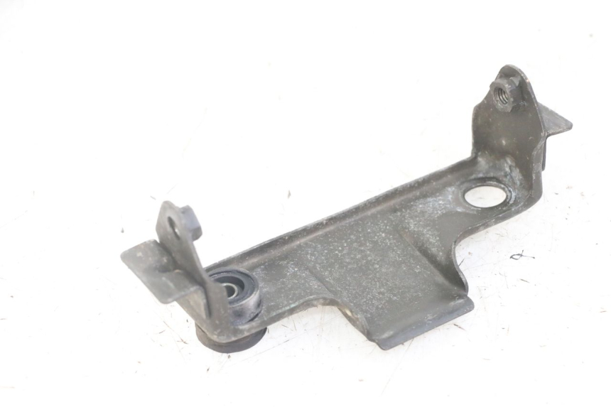 photo de SUPORTE DO RESERVATÓRIO SUZUKI GS GSE 500 (2001 - 2003) - Detalhe da peça