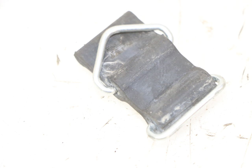 photo de SUPORTE DO RESERVATÓRIO YAMAHA PW 50 (1984 - 2025) - Detalhe da peça