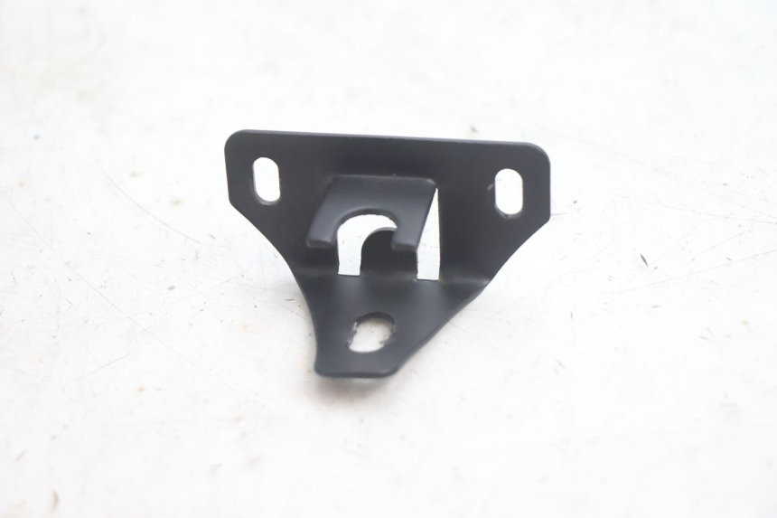photo de SUPORTE DE TANQUE APOLLO RFZ 150 - Detalhe da peça