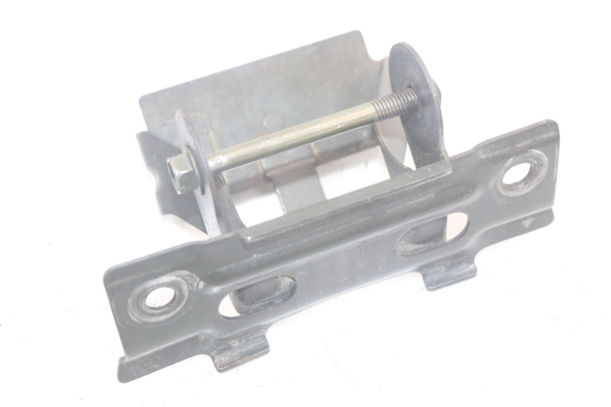 photo de SUPORTE DO RESERVATÓRIO SUZUKI SV N 650 (1999 - 2002) - Detalhe da peça