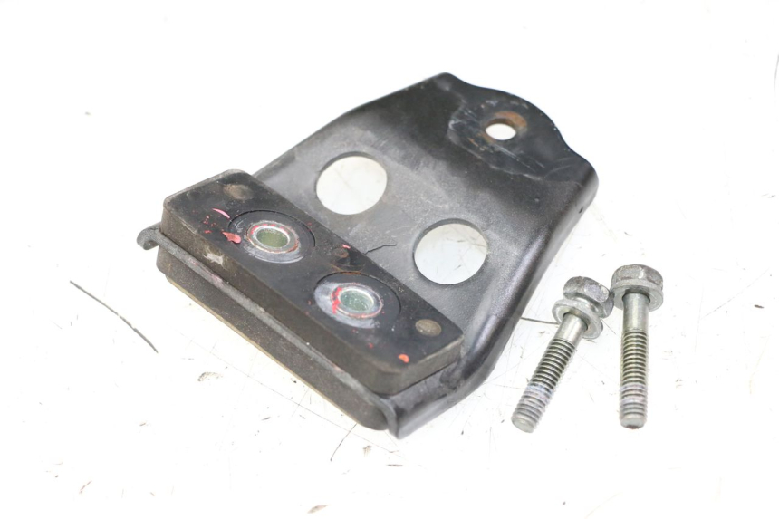 photo de SUPORTE DO RESERVATÓRIO YAMAHA FZS FAZER 600 (2001 - 2003) - Detalhe da peça