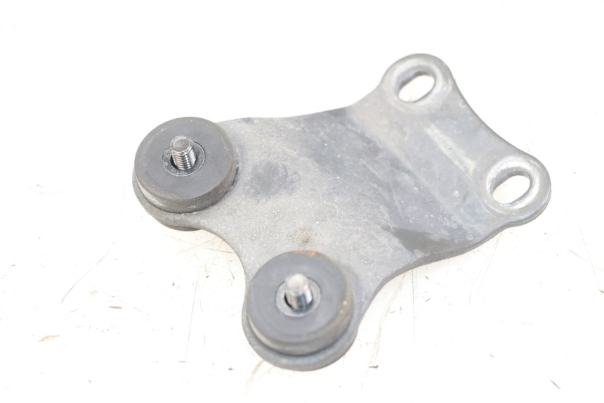 photo de SUPORTE DO RESERVATÓRIO YAMAHA XJ6 ABS 600 (2008 - 2016) - Zoom do estado de desgaste