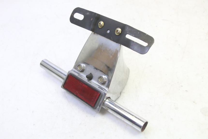 photo de SUPORTE DE PLACA HYOSUNG GV AQUILA 125 (2000 - 2009) - Zoom do estado de desgaste