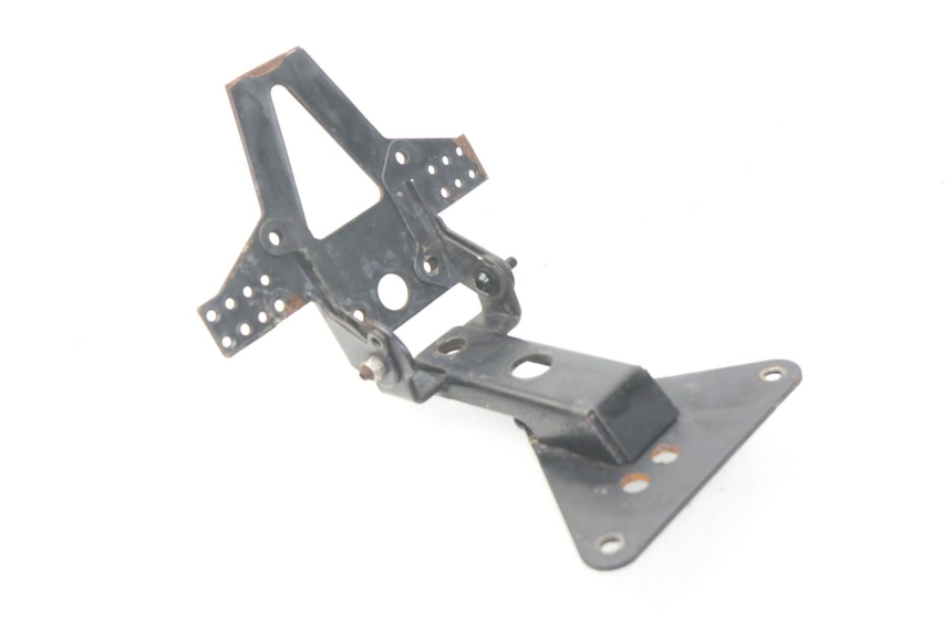 photo de SUPORTE DE PLACA MV AGUSTA BRUTALE R WALLY 910 (2008 - 2008) - Detalhe da peça