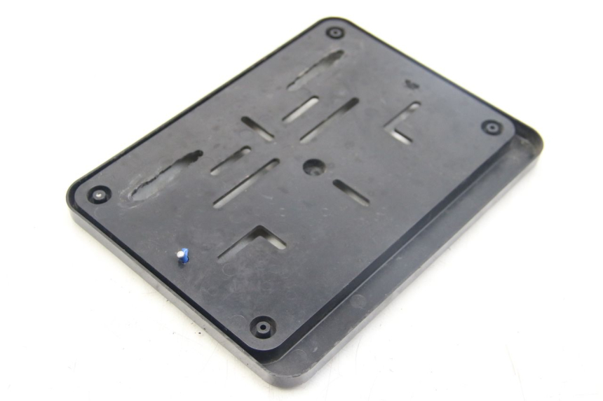 photo de SUPORTE DE PLACA YAMAHA BW'S BWS 125 (2010 - 2013) - Estado da superfície