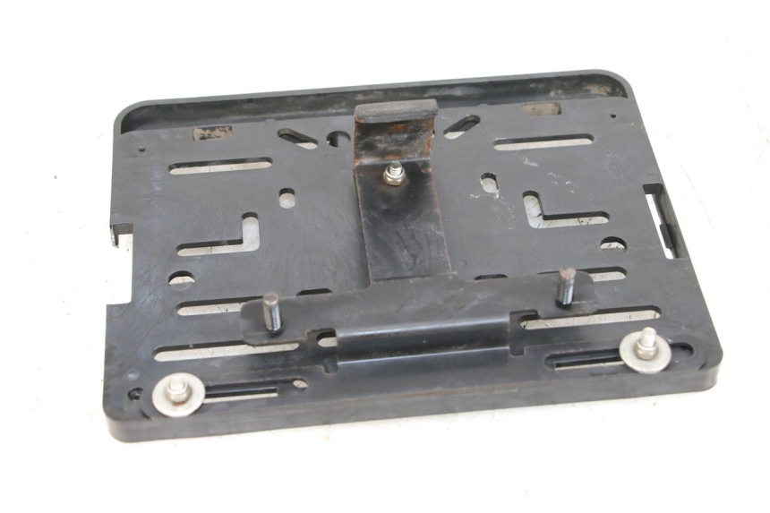 photo de SUPORTE DE PLACA YAMAHA BW'S BWS 125 (2010 - 2013) - Detalhe da peça