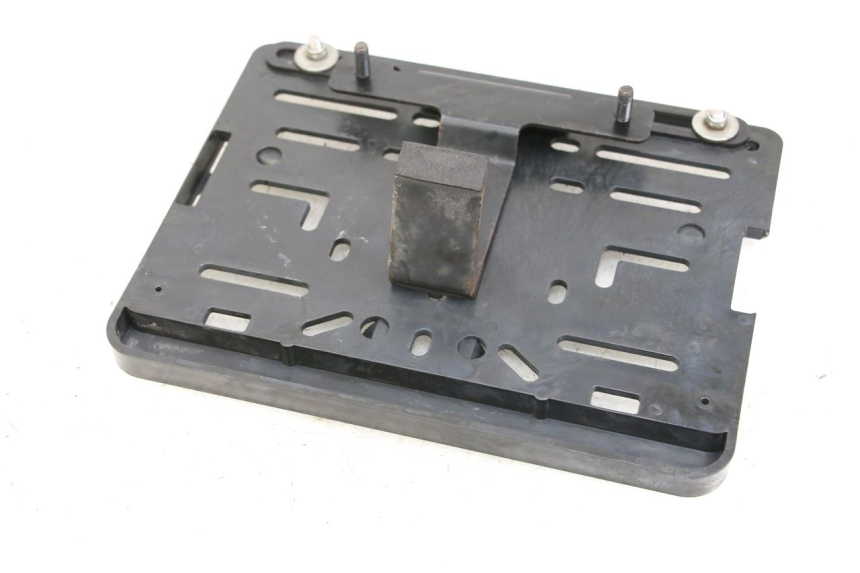 photo de SUPORTE DE PLACA YAMAHA BW'S BWS 125 (2010 - 2013) - Zoom do estado de desgaste