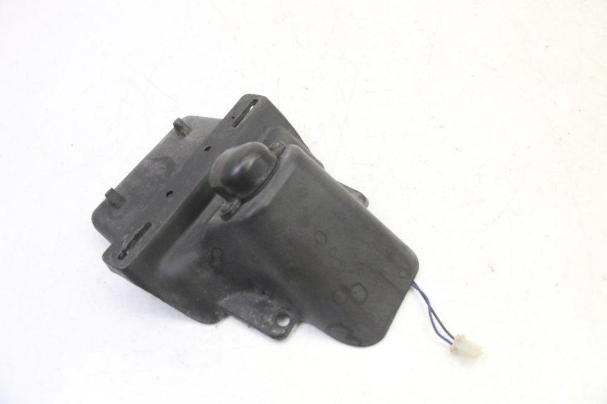 photo de SUPORTE DE PLACA YAMAHA BW'S 100 (1999 - 2002) - Outro ângulo de visão