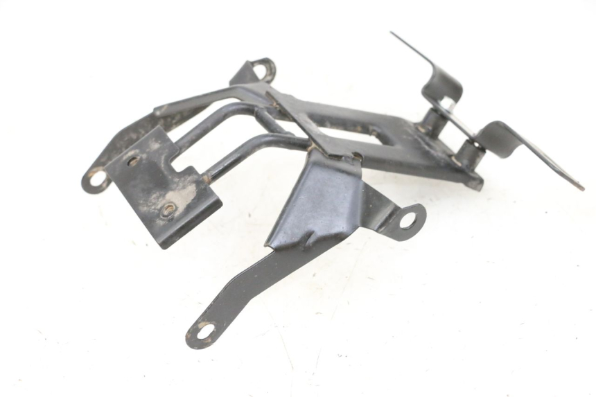 photo de SUPORTE DE PLACA KSR CODE 125 (2018 - 2020) - Outro ângulo de visão