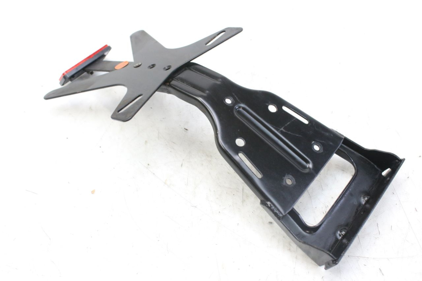 photo de SUPORTE DE PLACA WAYSCRAL E-SPEED 1 (2022 - 2024) - Estado da superfície