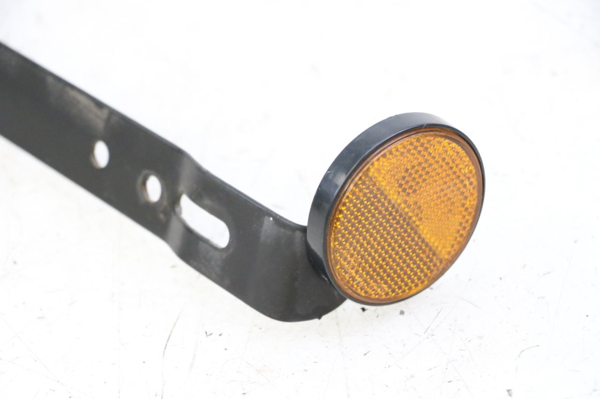 photo de SUPORTE DE PLACA JM MOTORS EVOLIS 4T 50 (2018 - 2022) - Zoom do estado de desgaste