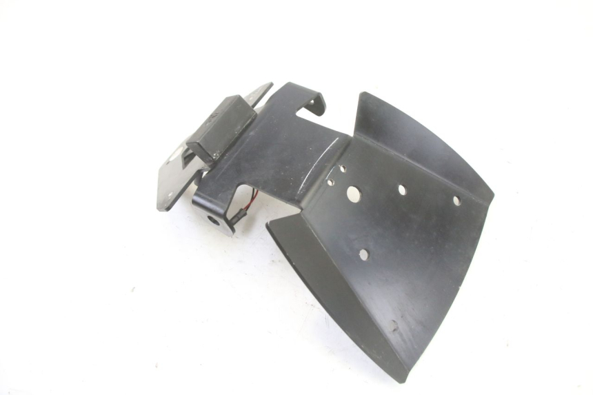 photo de SUPORTE DE PLACA SUZUKI GSR 750 (2011 - 2017) - Outro ângulo de visão