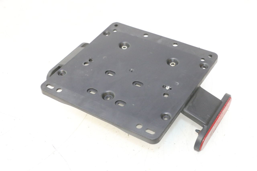 photo de SUPORTE DE PLACA PIAGGIO MP3 500 (2016 - 2018) - Vista principal
