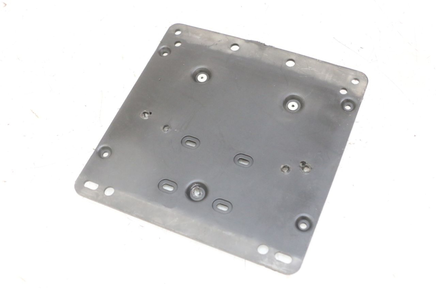 photo de SUPORTE DE PLACA GILERA NEXUS 125 (2009 - 2013) - Vista principal