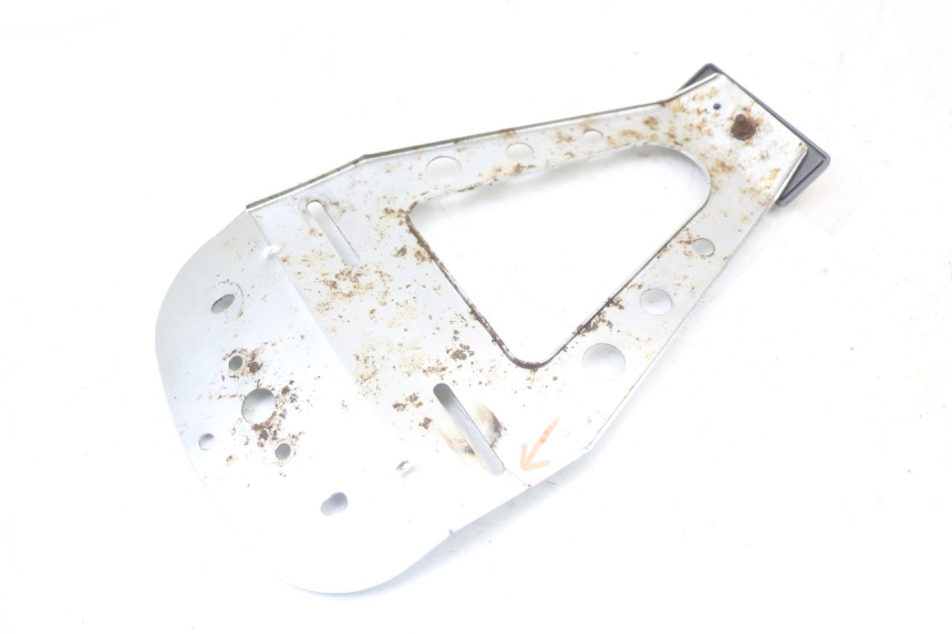 photo de SUPORTE DE PLACA REGAL RAPTOR SPYDER 125 (2010 - 2018) - Pontos de fixação