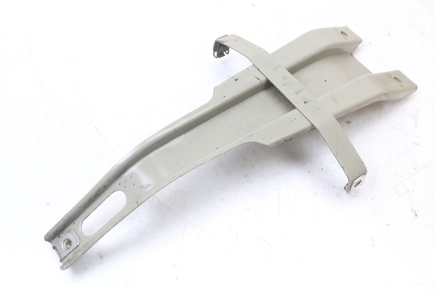 photo de SUPORTE DE PLACA APRILIA SR 2T 50 (2018 - 2022) - Detalhe da peça