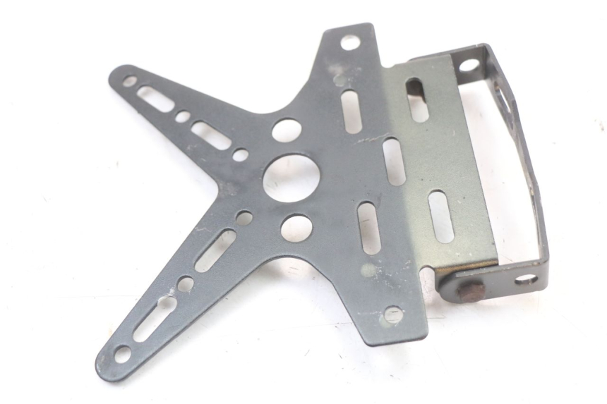 photo de SUPORTE DE PLACA SUZUKI SV S 650 (1999 - 2002) - Detalhe da peça