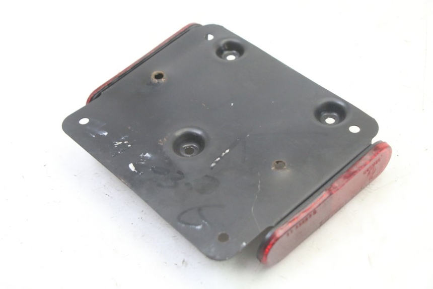 photo de SUPORTE DE PLACA APRILIA SXR 50 (2021 - 2023) - Zoom do estado de desgaste