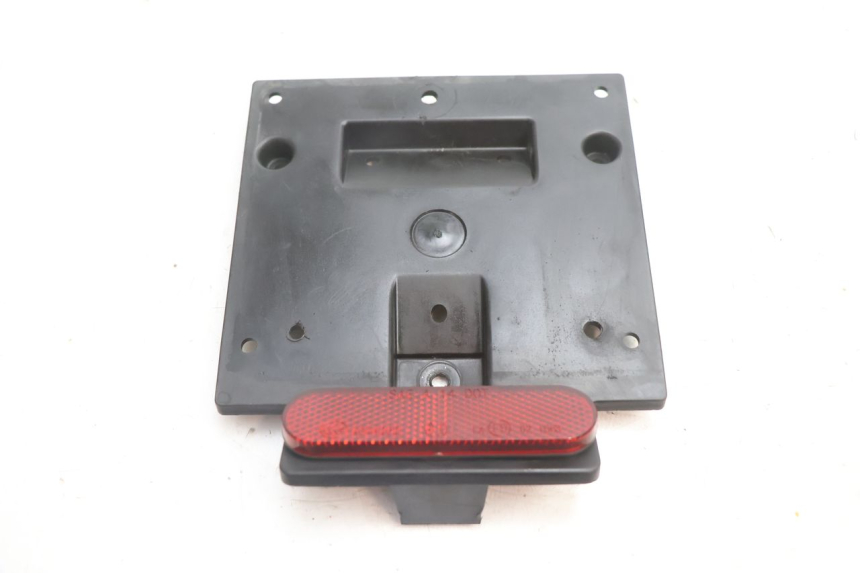 photo de SUPORTE DE PLACA PEUGEOT TKR TREKKER FURIOUS 50 (2005 - 2014) - Zoom do estado de desgaste