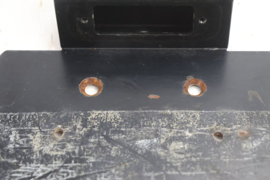 photo de SUPORTE DE PLACA BOOM TRIKE FUN 500 (2004 - 2010) - Detalhe da peça