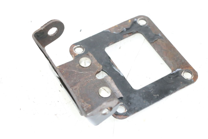 photo de SUPORTE DE PLACA YAMAHA FZ1 FAZER 1000 (2007 - 2009) - Detalhe da peça