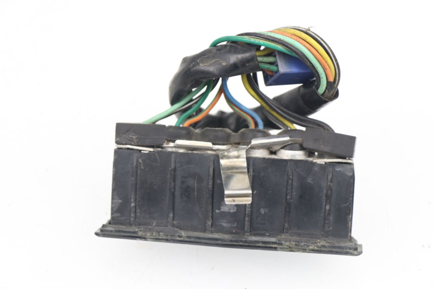 photo de PAINEL DE INSTRUMENTOS SUZUKI GSXF GSX F 600 (1988 - 1997) - Outro ângulo de visão