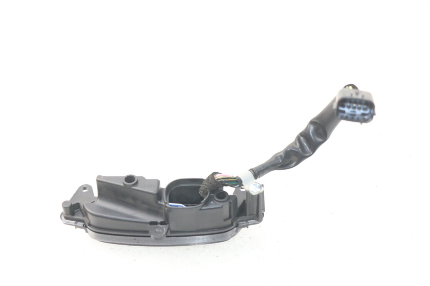 photo de PAINEL DE INSTRUMENTOS PIAGGIO MP3 HPE 500 (2019 - 2022) - Zoom do estado de desgaste