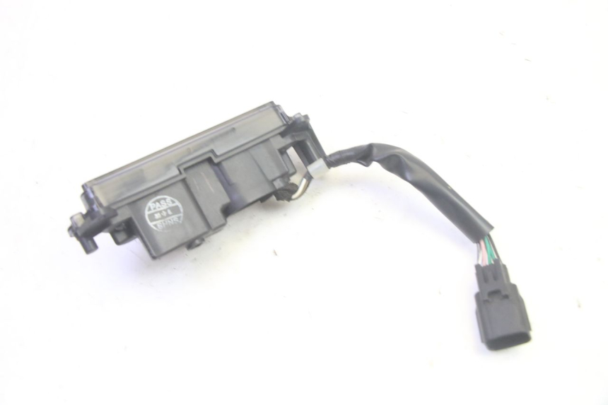 photo de PAINEL DE INSTRUMENTOS PIAGGIO MP3 HPE 350 (2018 - 2020) - Zoom do estado de desgaste