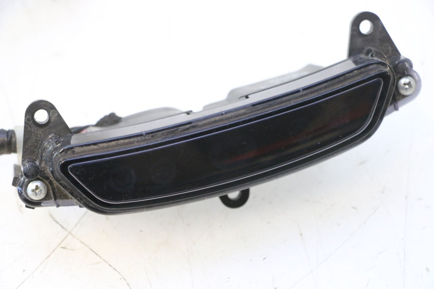 photo de PAINEL DE INSTRUMENTOS PIAGGIO MP3 500 (2016 - 2018) - Pontos de fixação