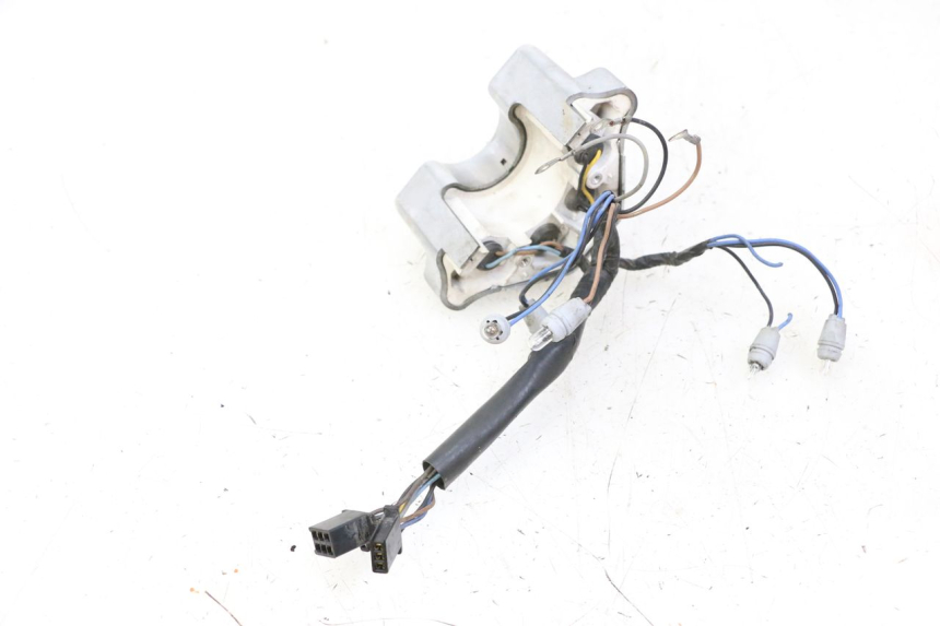 photo de PAINEL DE INSTRUMENTOS YAMAHA XJN DIVERSION 600 (2000 - 2003) - Detalhe da peça