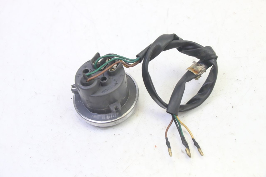 photo de PAINEL DE INSTRUMENTOS KYMCO ZING 125 (1997 - 2003) - Pontos de fixação
