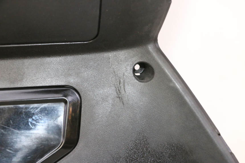 photo de PAINEL INTERIOR QUADRO 4 4D 350 (2015 - 2018) - Detalhe da peça